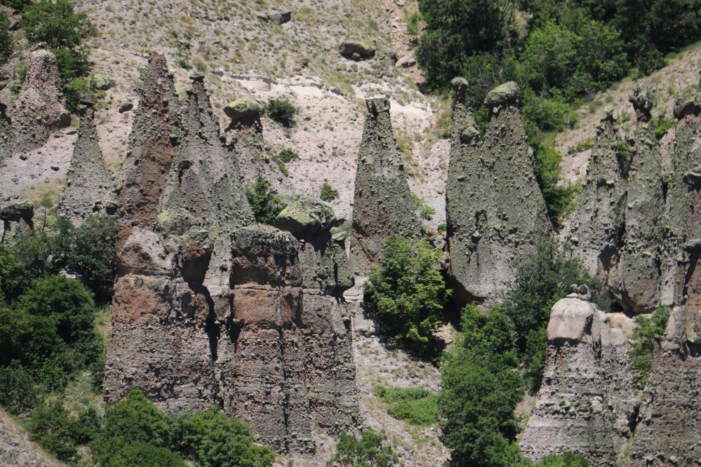 Kapadokya'ya Rakip Çıkıyor! Sivas'ta Gizemli Kayalar Turizmi Bekliyor