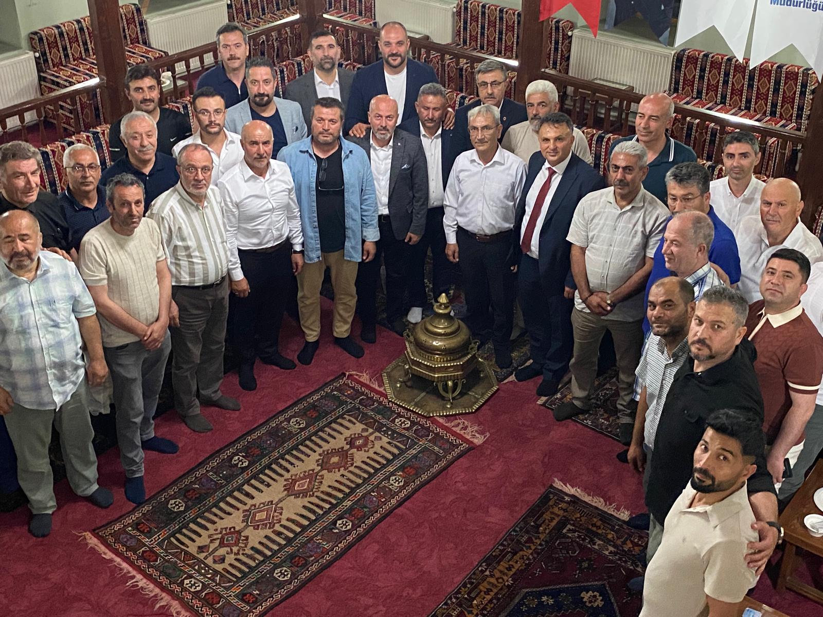 Yıldızeli'nde istişare toplantısı düzenledi