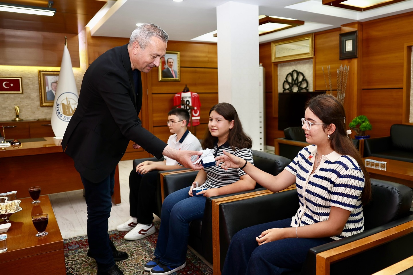Sivas'ta LGS birincilerine çeyrek altın!