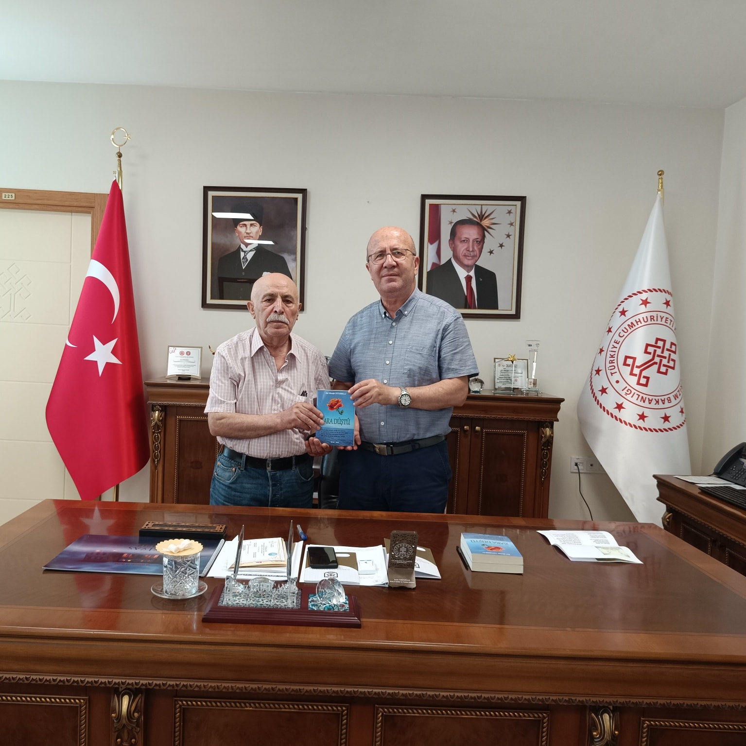 "Zara Düştü"