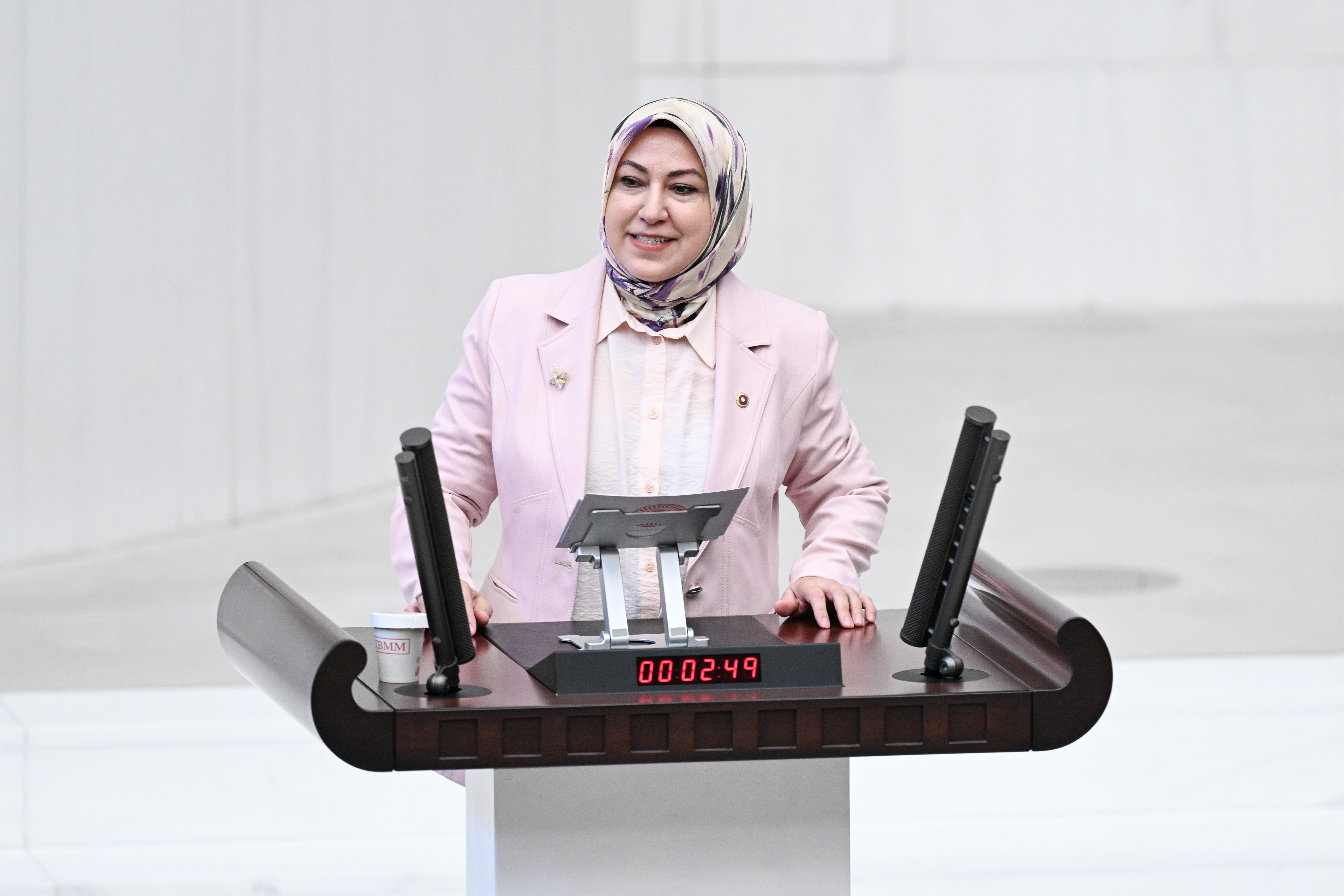 Sivas Vekili Rukiye Toy: "Samimiyetsizliklerini Ortaya Koyduk!"