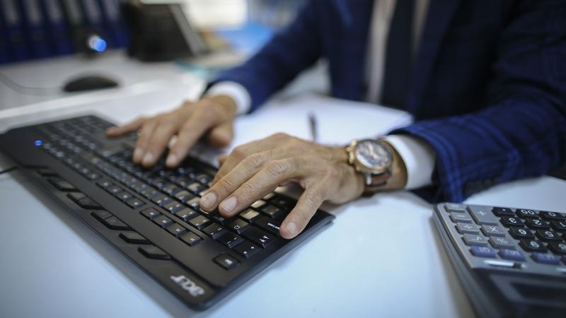Kamu işçisi için 15 dakikalık teklif