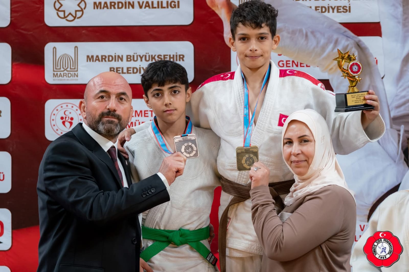 Minikler Judo Şampiyonası'nda Sivaslı İkizler Fark Yarattı