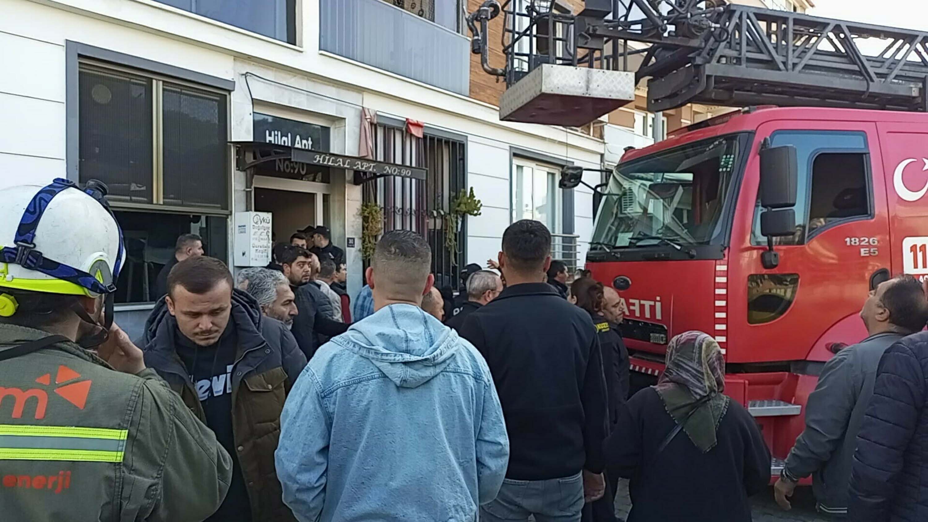 Tutuklanan itfaiye eri intihar etti