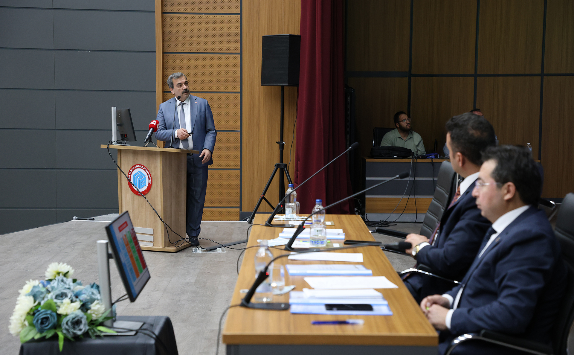 Sivas’ta tepki çeken toplantı! Kapalı kapılar ardında bir araya geldiler