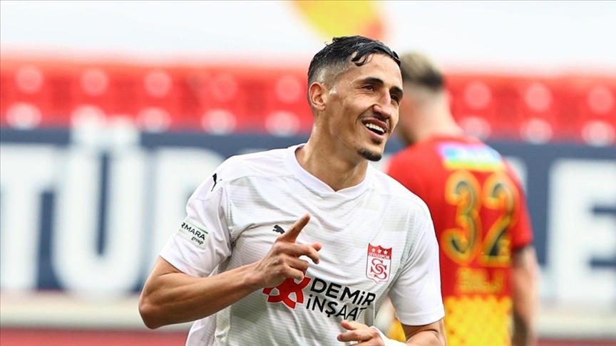 Sivasspor taraftarı Fajr’ı istiyor