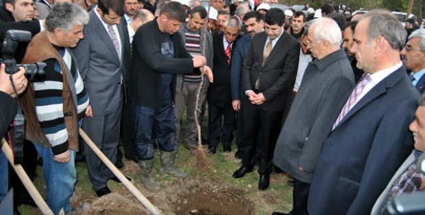 130 Bin Fidan Dağıtıldı