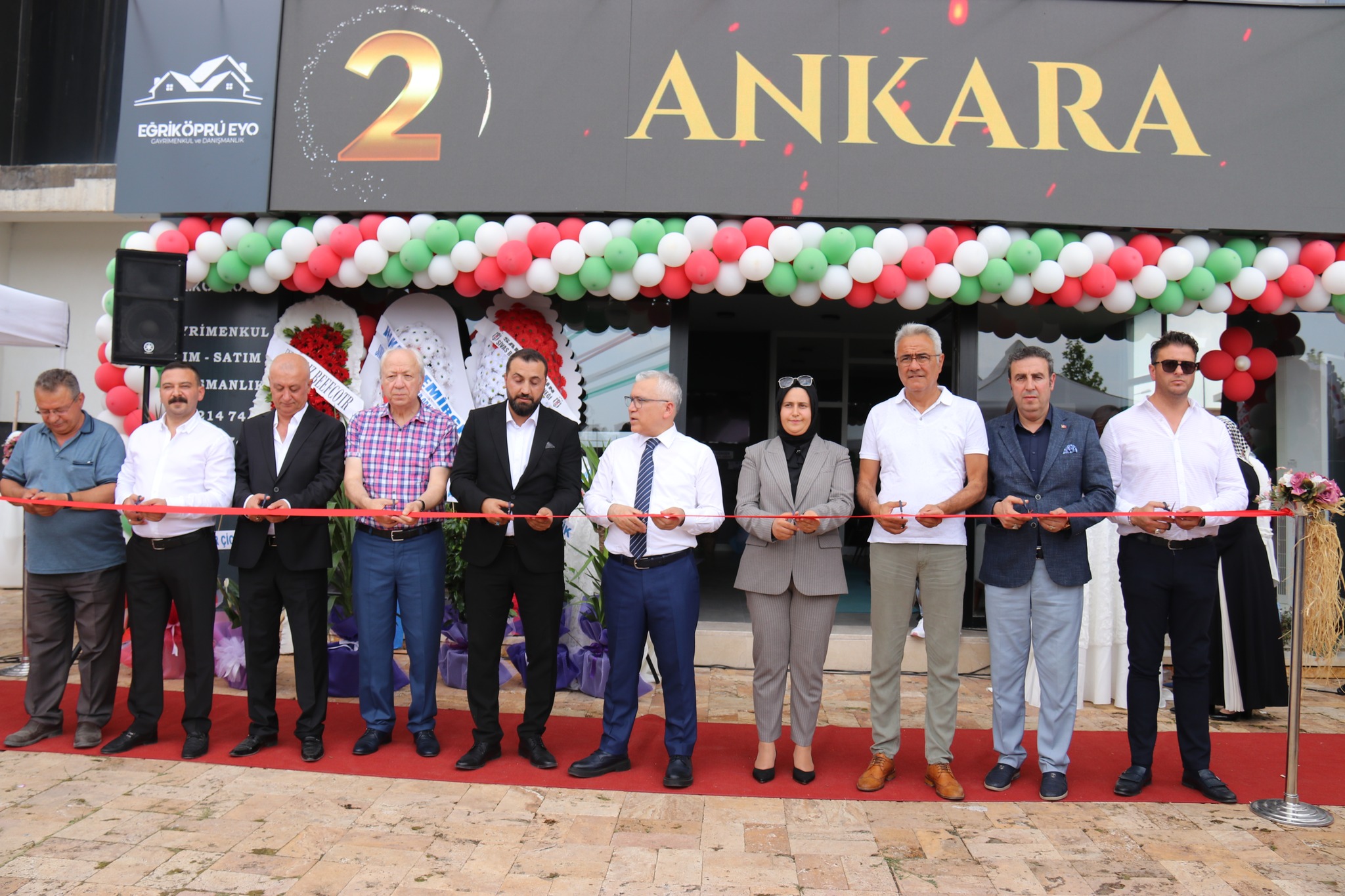 Toprak Gayrimenkul  3’üncü şubeyi açtı