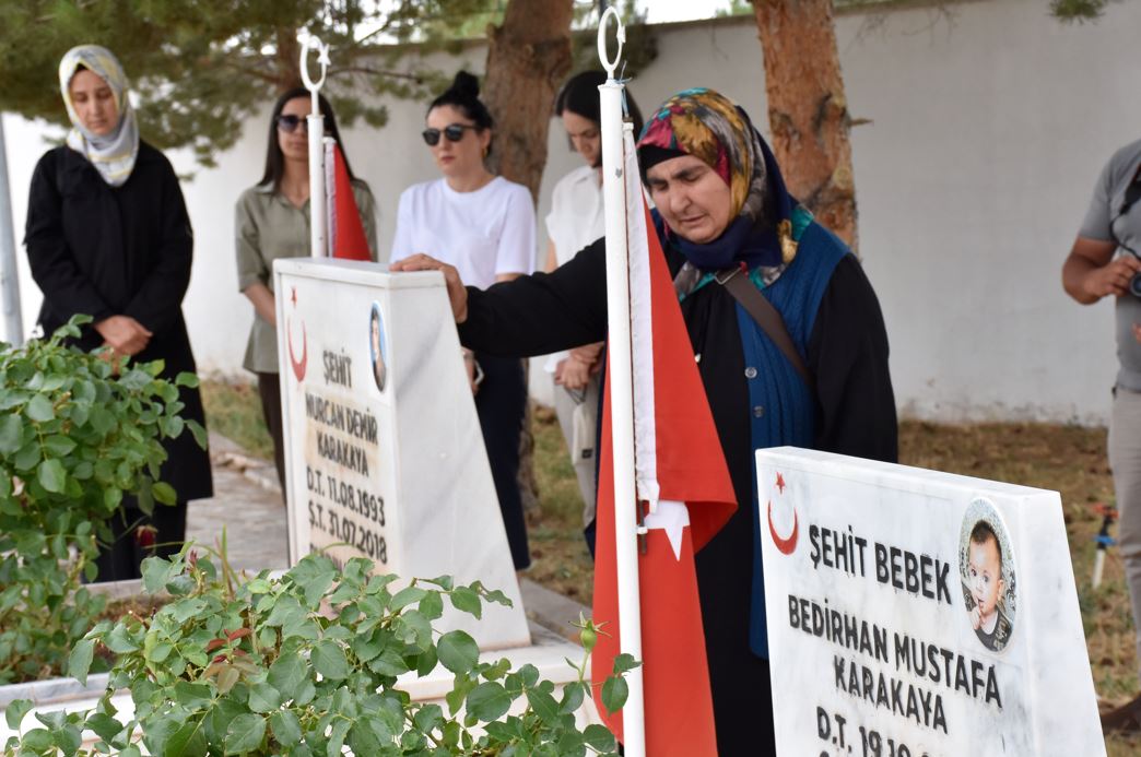Şehit Bedirhan bebek ile annesi unutulmadı