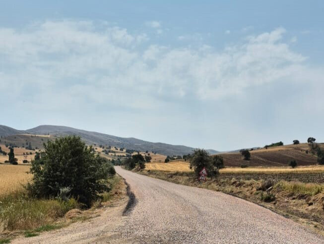 Sivas’taki Eski Yol Yıllar Sonra Tekrar Ulaşıma Açıldı