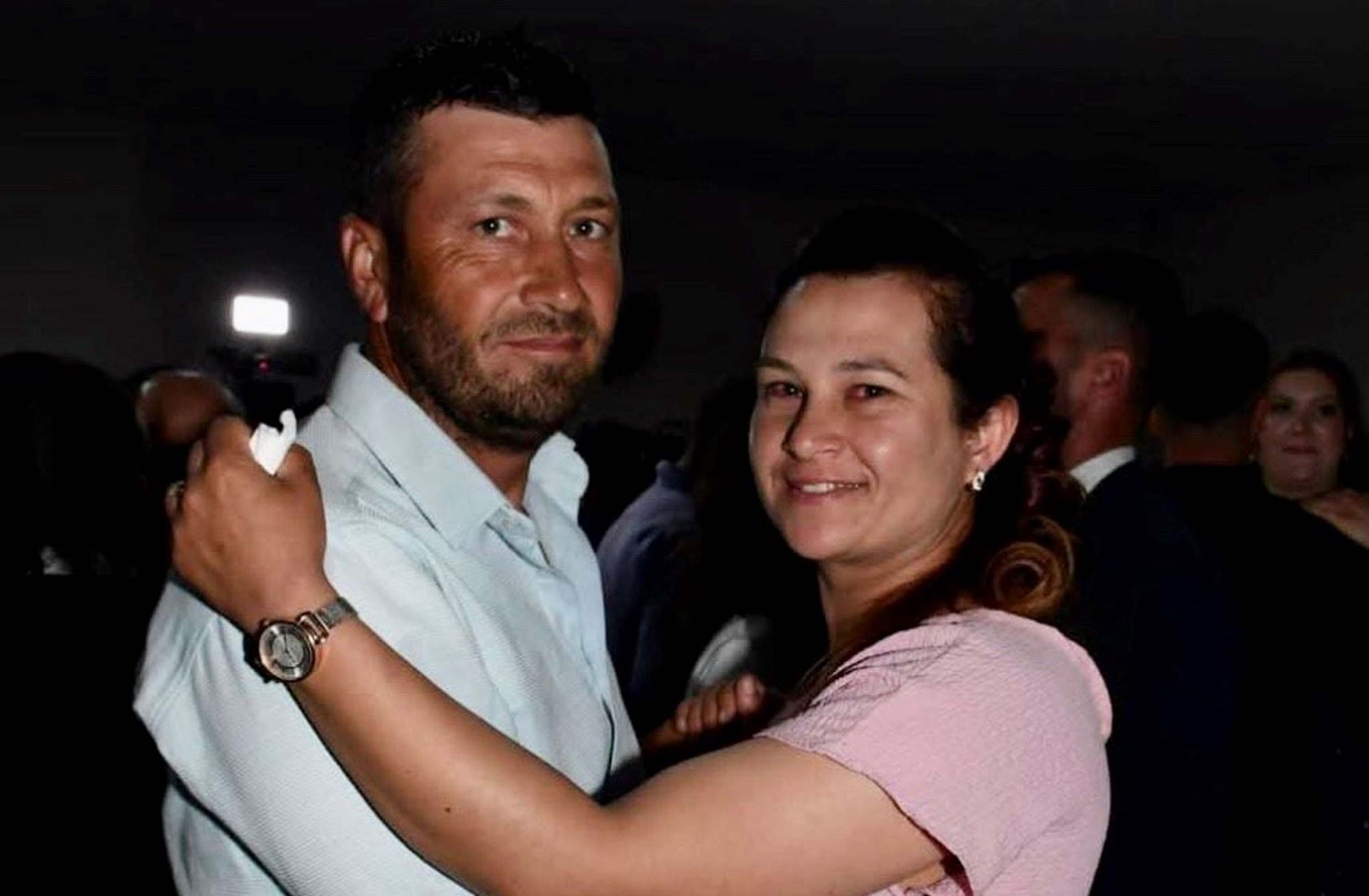 Serinlemek için girdiği gölette boğuldu