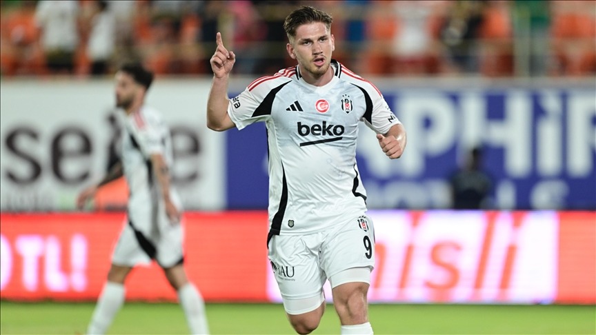 Beşiktaş Emirhan Kılıçsaoy'u kiraladı!