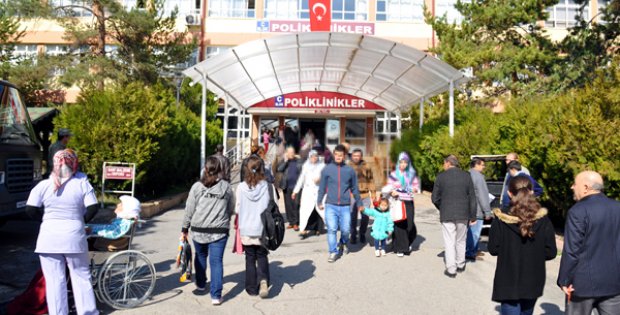 TEK DOKTOR VAR O DA GİDİYOR