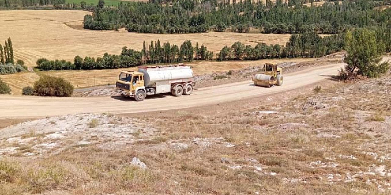 Sivas'ta köy yollarının  kalitesi artıyor