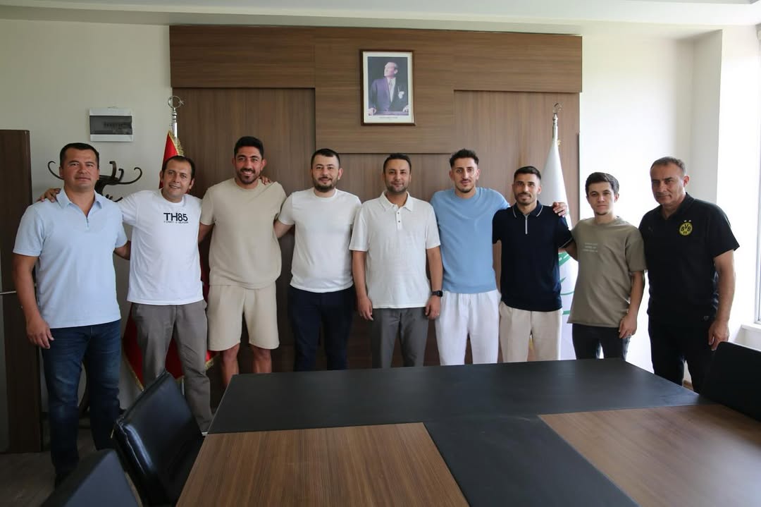 Belediyespor’da 4 İmza Birden