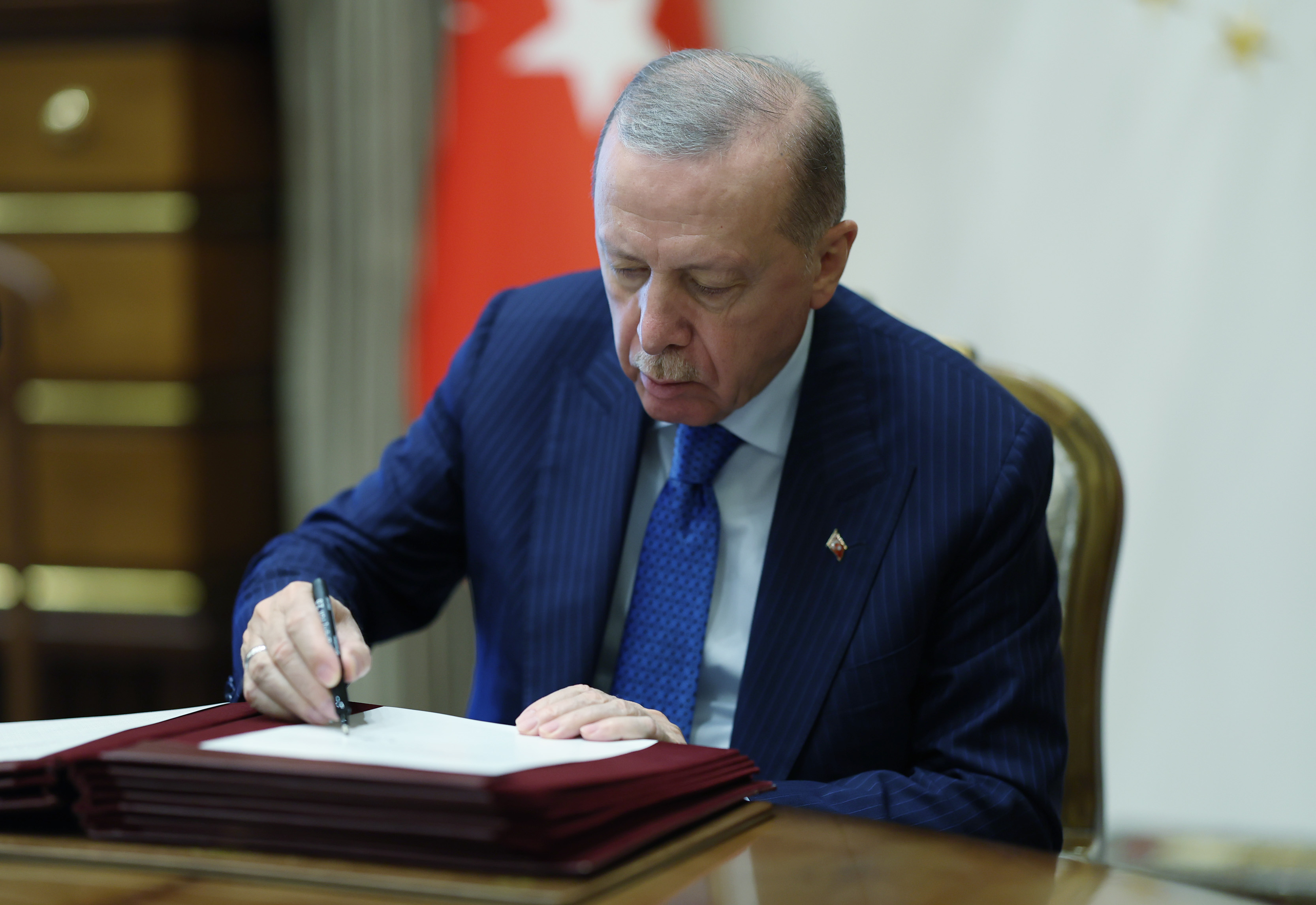 Cumhurbaşkanı Erdoğan, YAŞ kararlarını imzaladı
