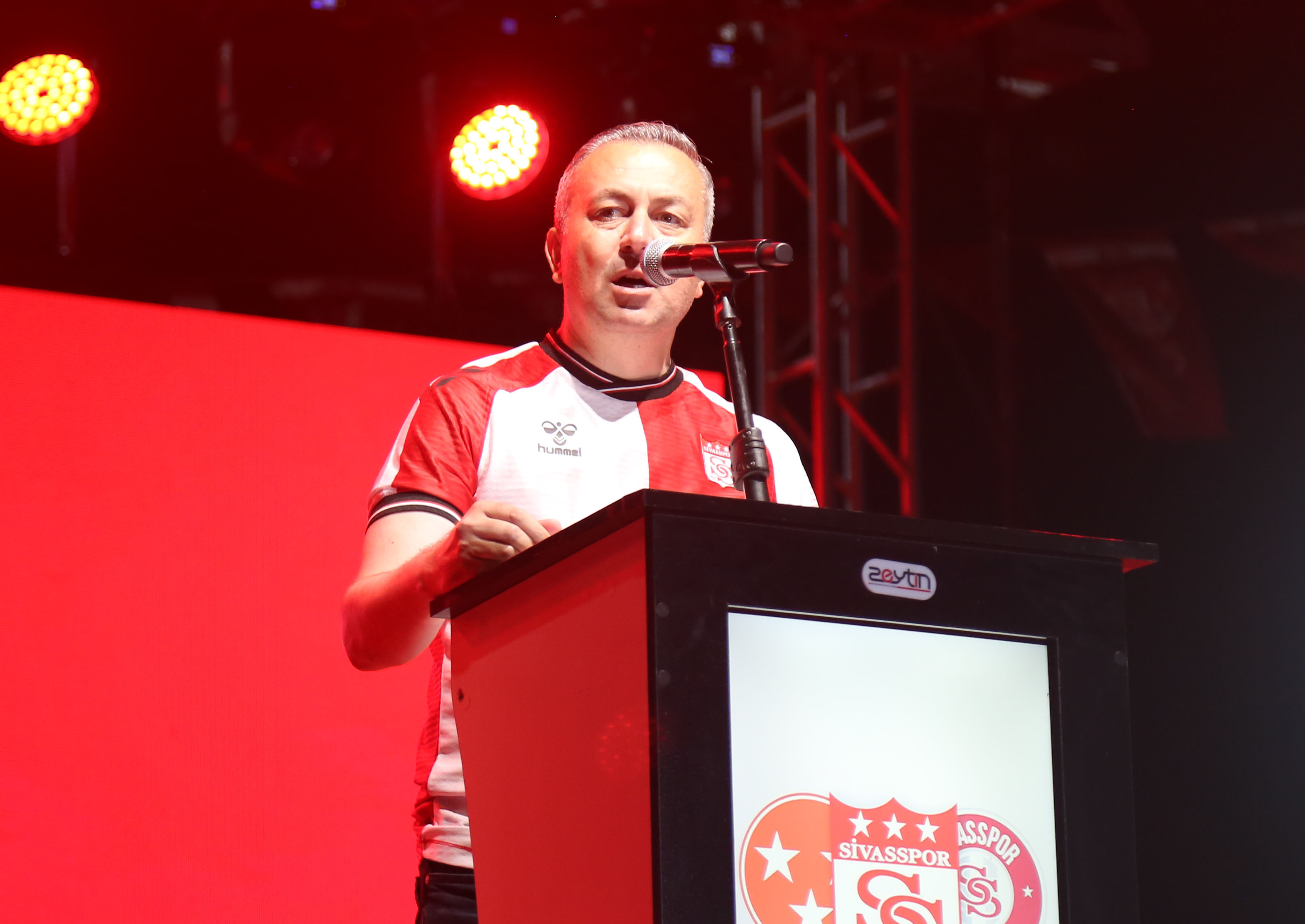 Adem Uzun: “Sivasspor’a Sahip Çıkma Zamanı Geldi”