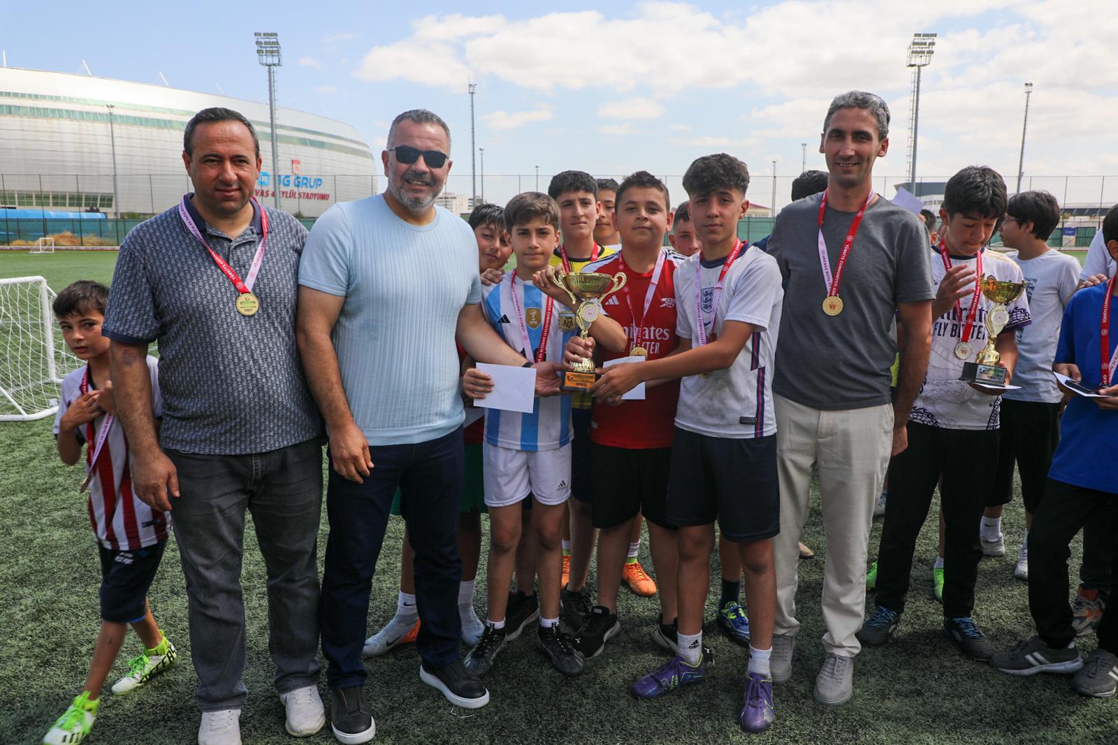 Şampiyon Çimentepe Cami