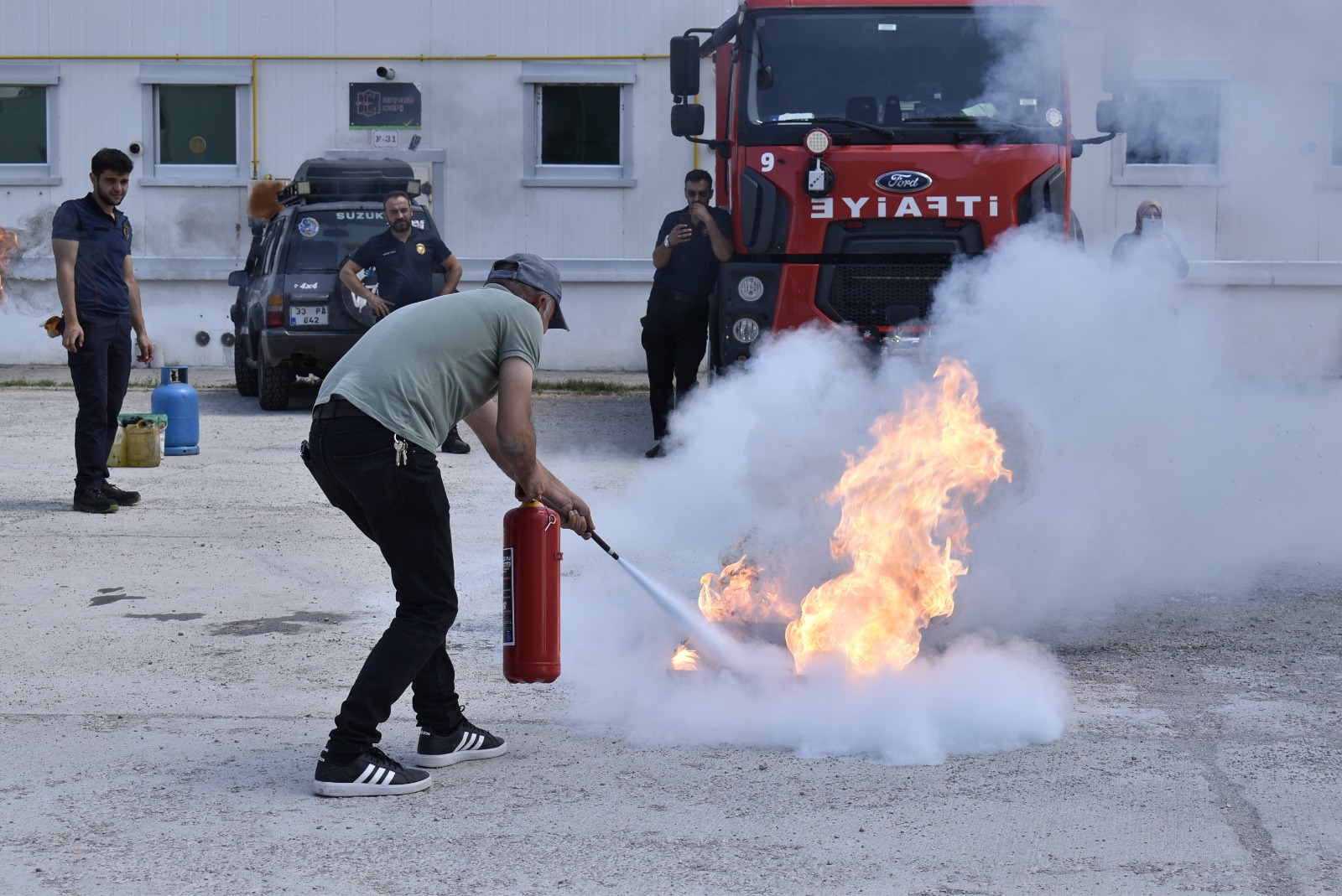 Sivas'ta personele yangın eğitimi