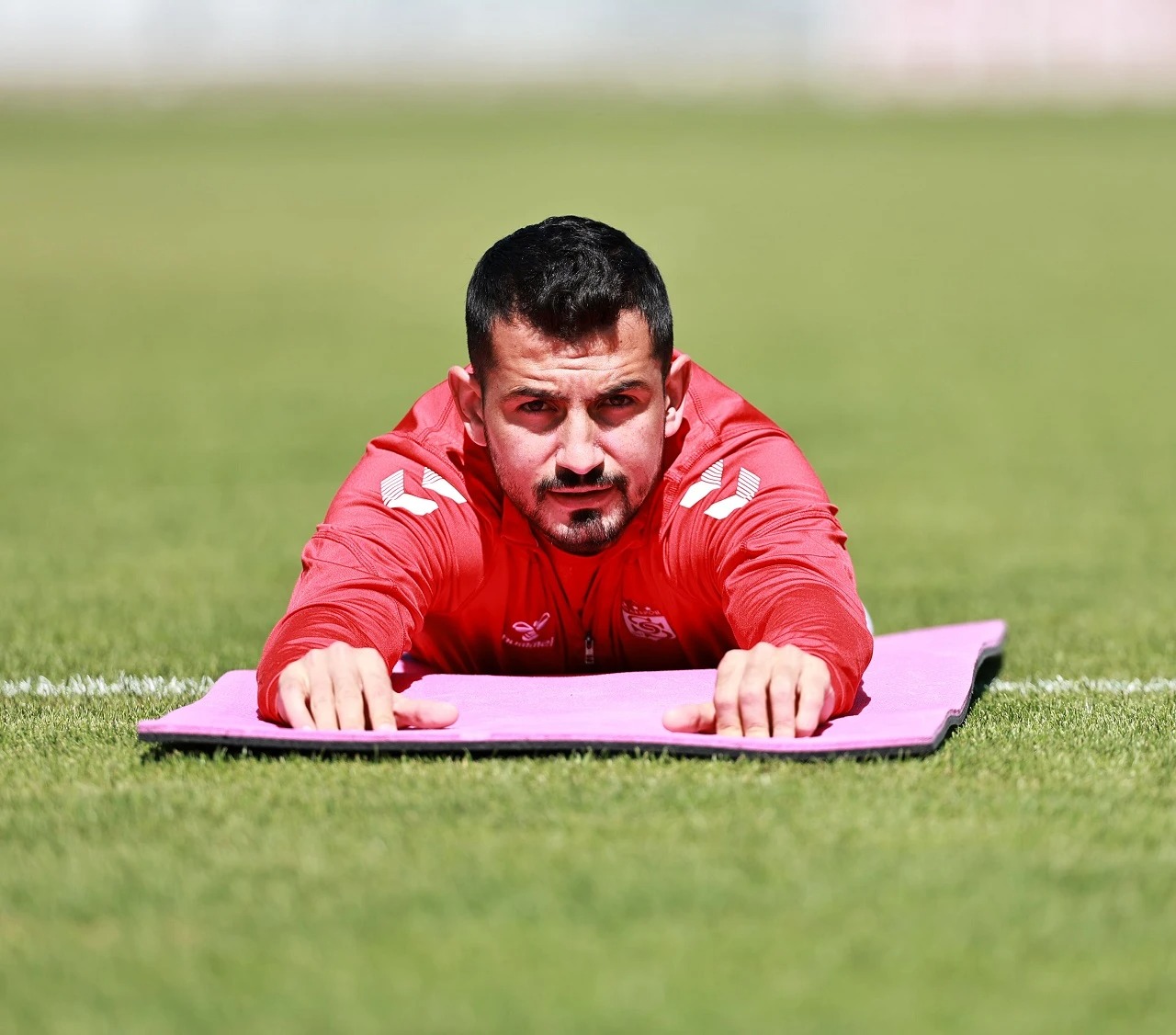 Sivassporlu eski futbolcu vergi krizine takıldı!