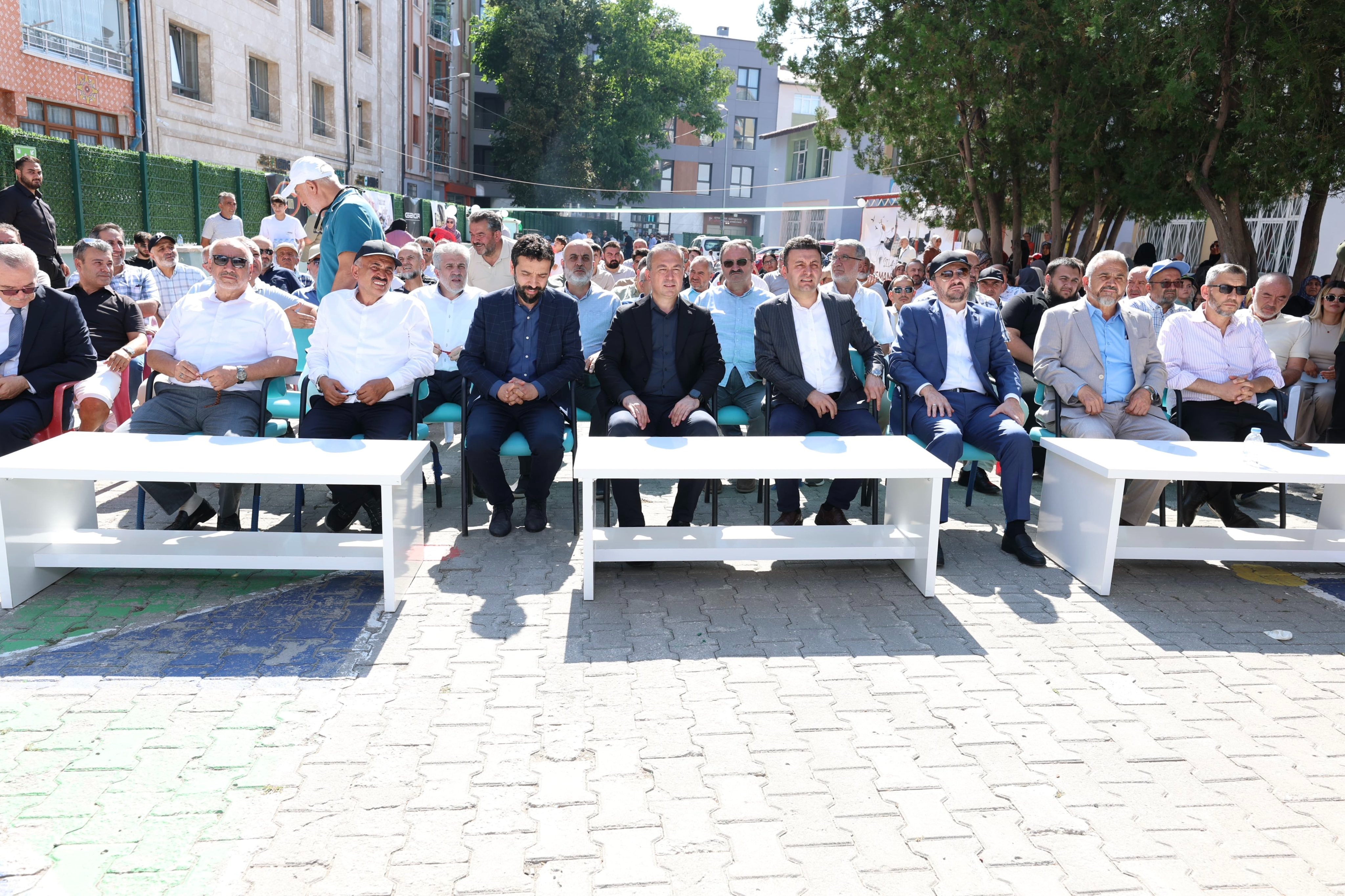 Hasene Vakfından Sivas'ta Sıla-i Rahim buluşması!