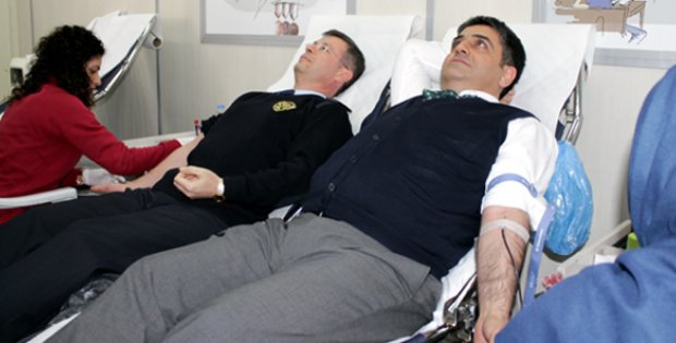 Emniyet´ten Kan Bağışı