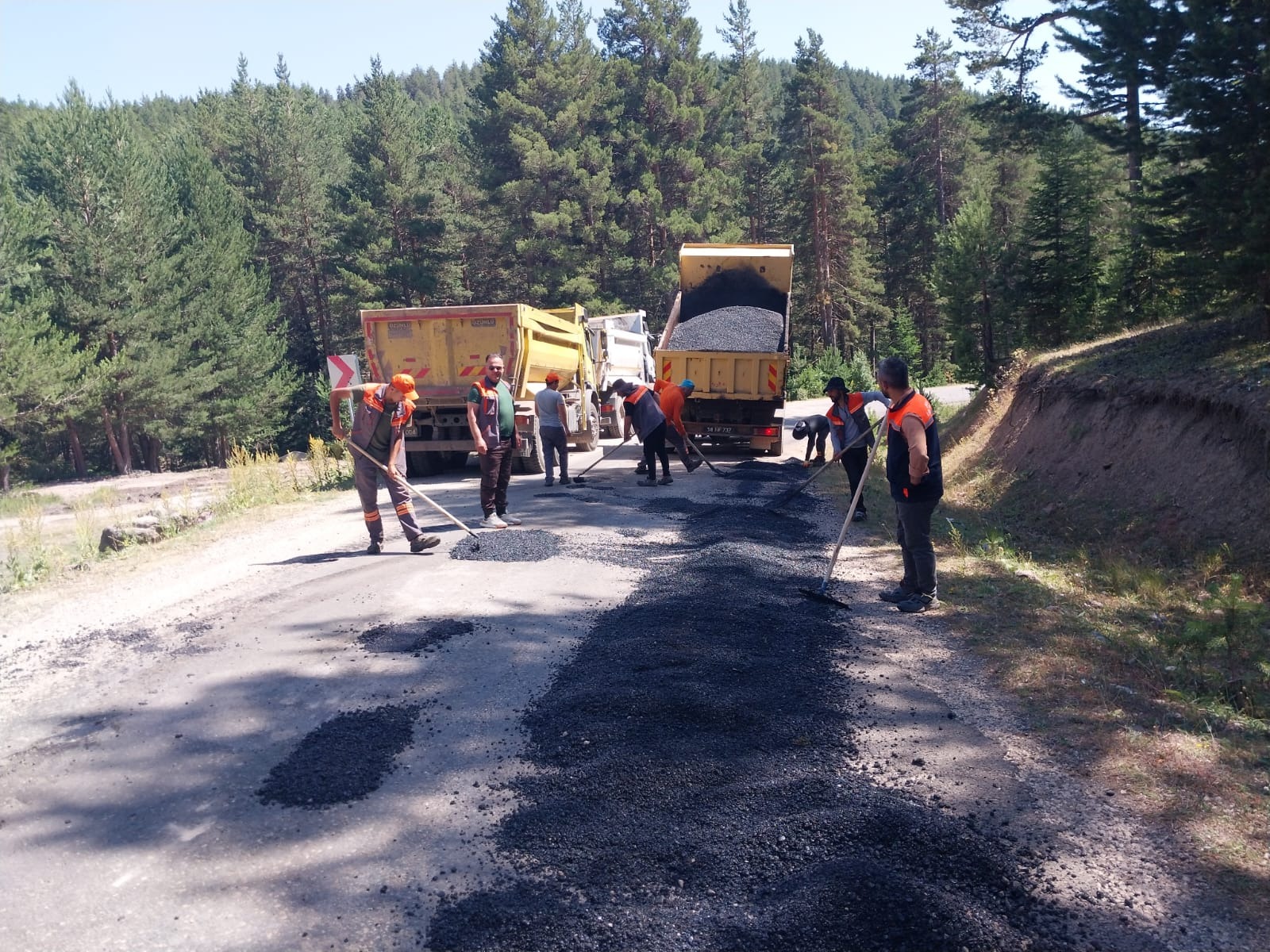 17 bin 500 ton asfalt yama çalışması yapıldı