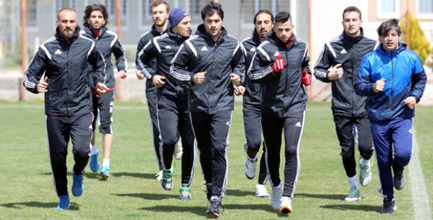 HIRSLI VE İSTEKLİLER