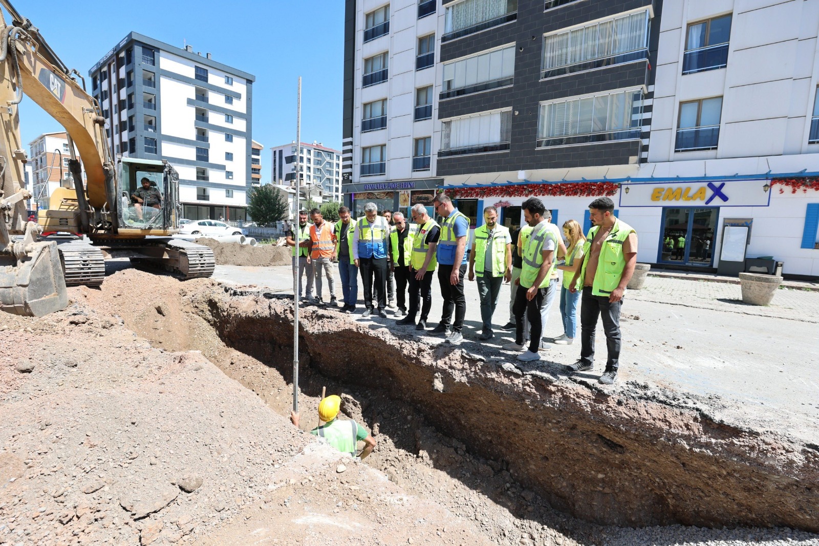 Sık sık arıza yaşanıyordu Başkan Uzun bölgede çalışmaları yerinde inceledi