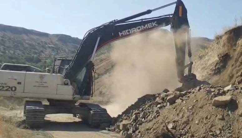 Sivas’ta Kırsal Yollarda Güvenlik ve Konfor Artıyor