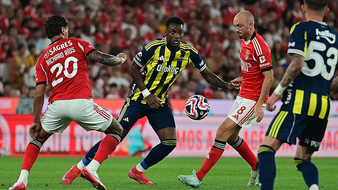 Fenerbahçe Şampiyonlar Ligi bileti için avantaj arayacak