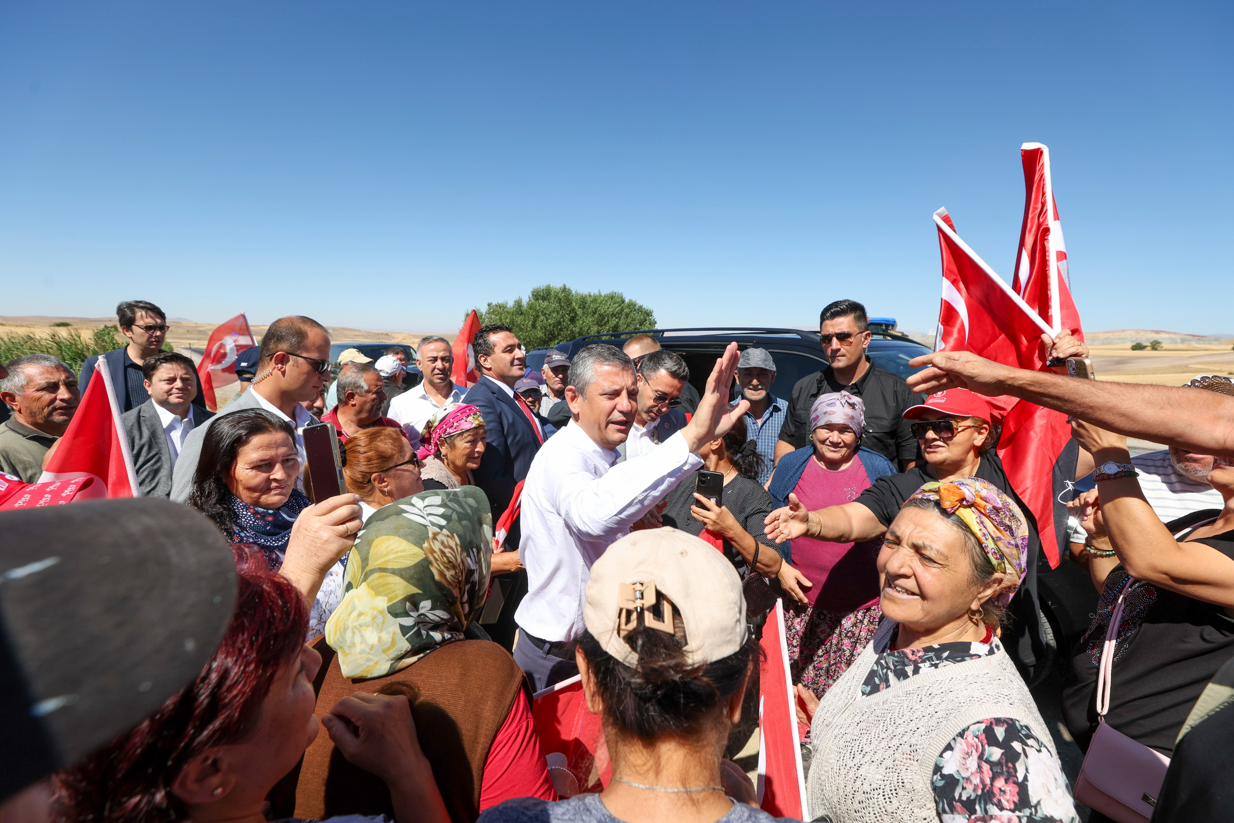 Özel'den TBMM’ye Filistin Çağrısı! Acil Toplanalım