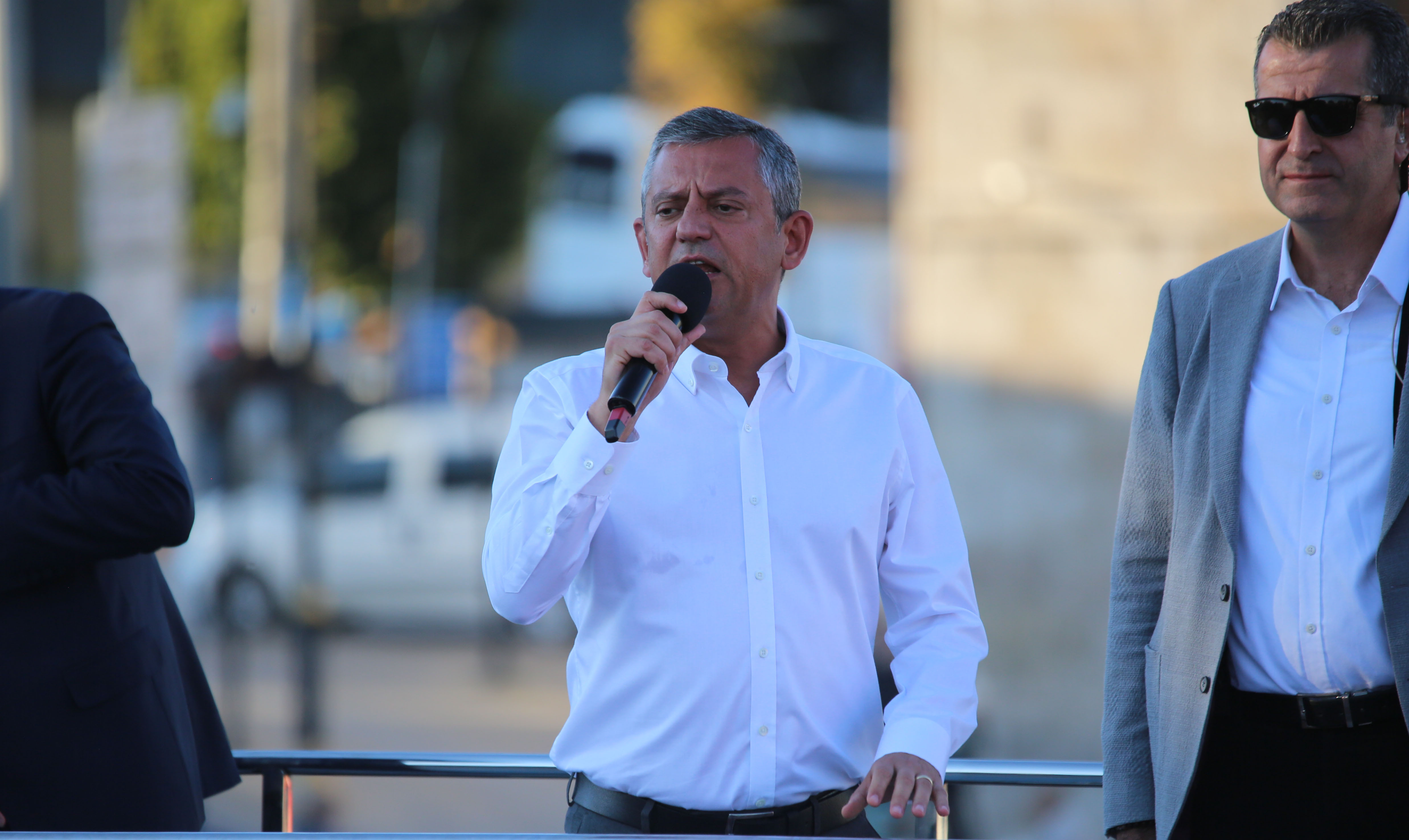 Özgür Özel: “Sivas’ta Birinci Parti Olacağız”