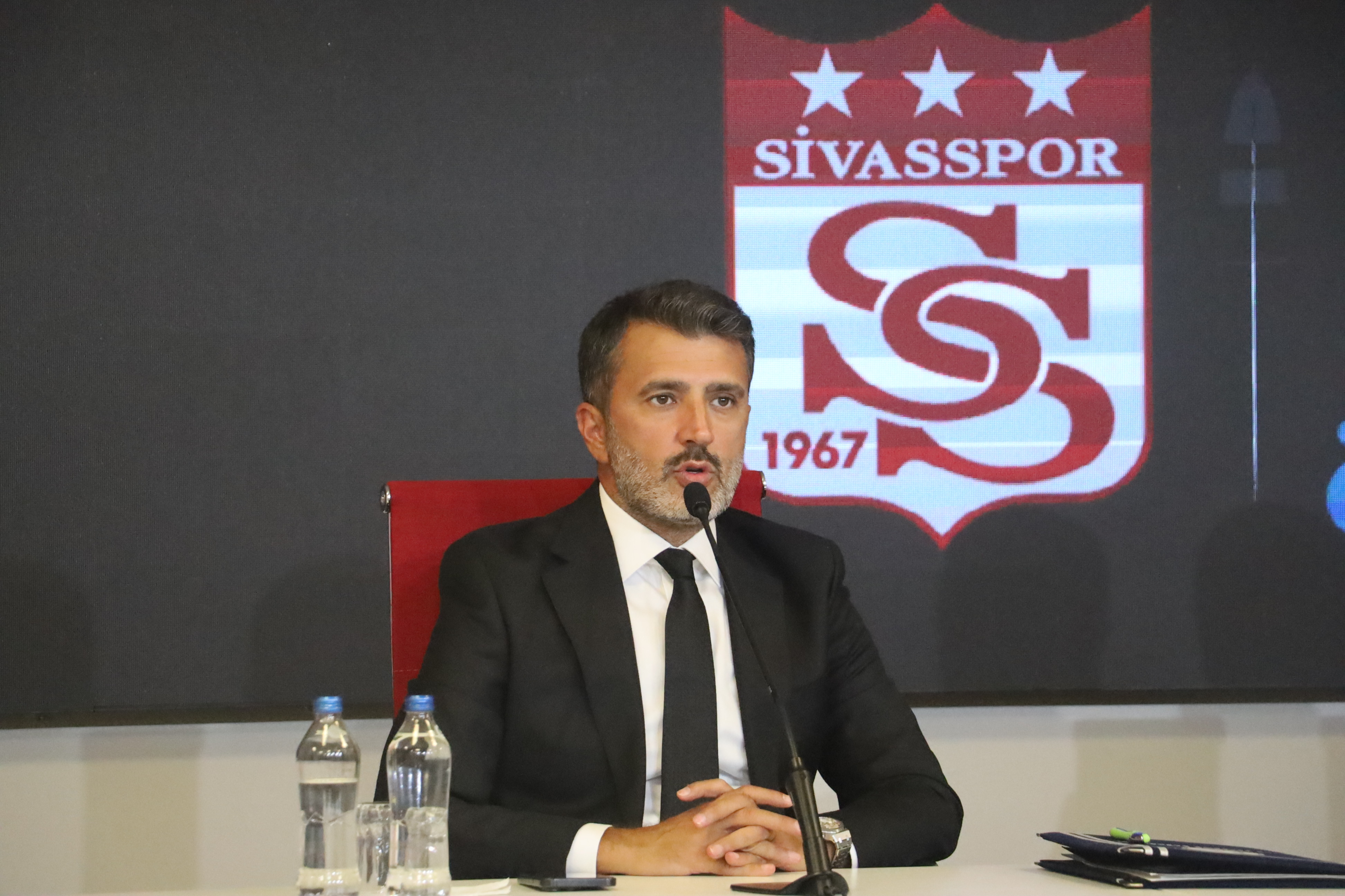 Basına Üst Perdeden Konuşan Başkan Karagöl  Önlem  Alacak Mı?