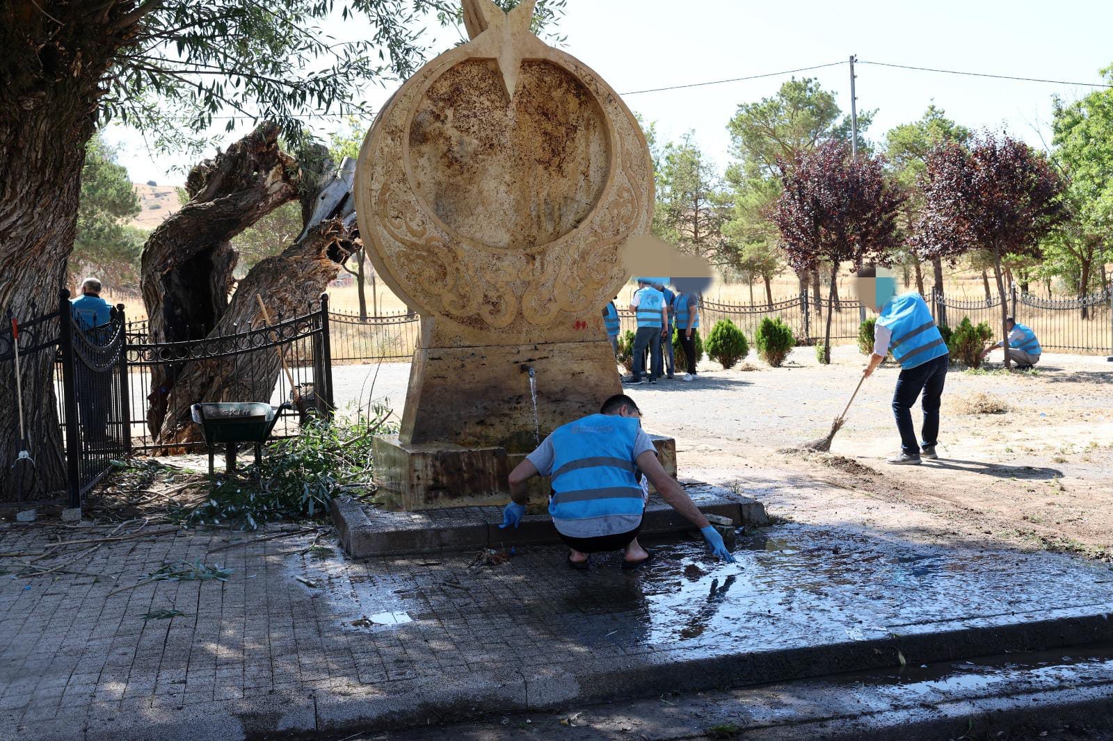 Paşapınarı Anıt Parkında Bakım Seferberliği
