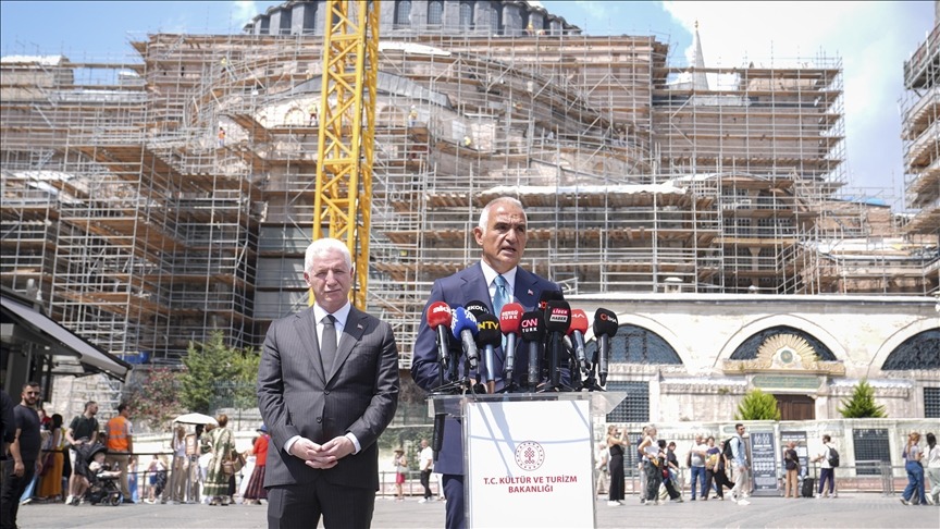 Ayasofya'daki restorasyon çalışmaları sürüyor