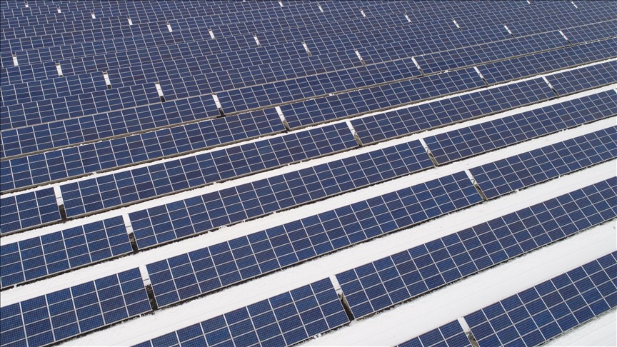 Küresel güneş enerjisi kurulumları yılın ilk yarısında yüzde 64 arttı