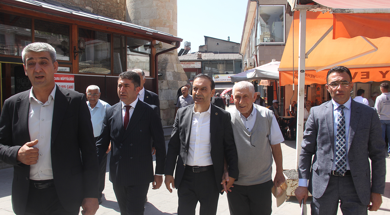 MHP'li Özyürek'ten Zara Çıkarması