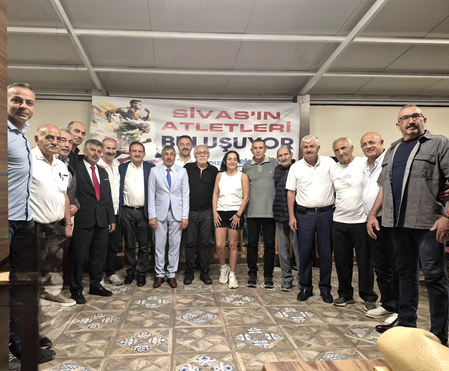 Sivaslı atletler buluştu