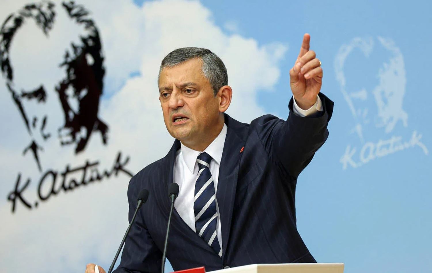 Özgür Özel'den Kurultay açıklaması!