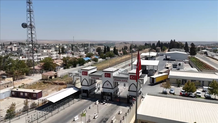 Bakan Yerlikaya ülkesine dönen Suriyeli sayısını açıkladı!
