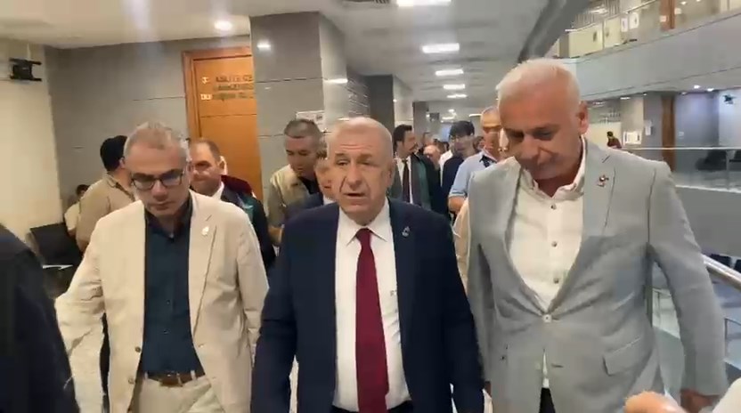 Özdağ'ın davasında duruşma  yine ertelendi