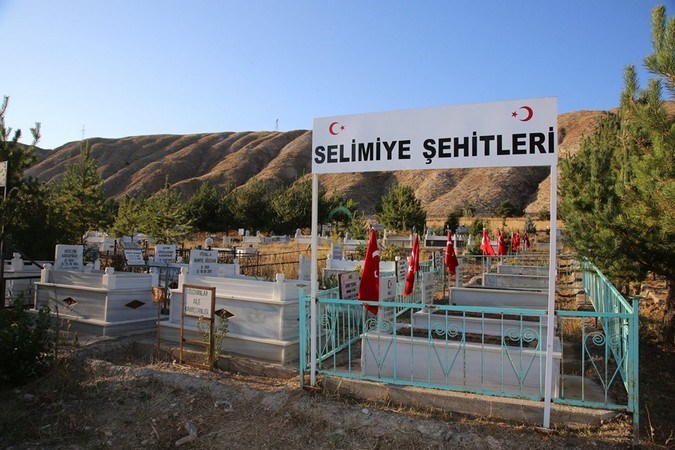 Deveci: "31 yıldır dinmeyen acı"