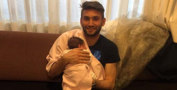 Kaleci Ertuğrul Baba Oldu