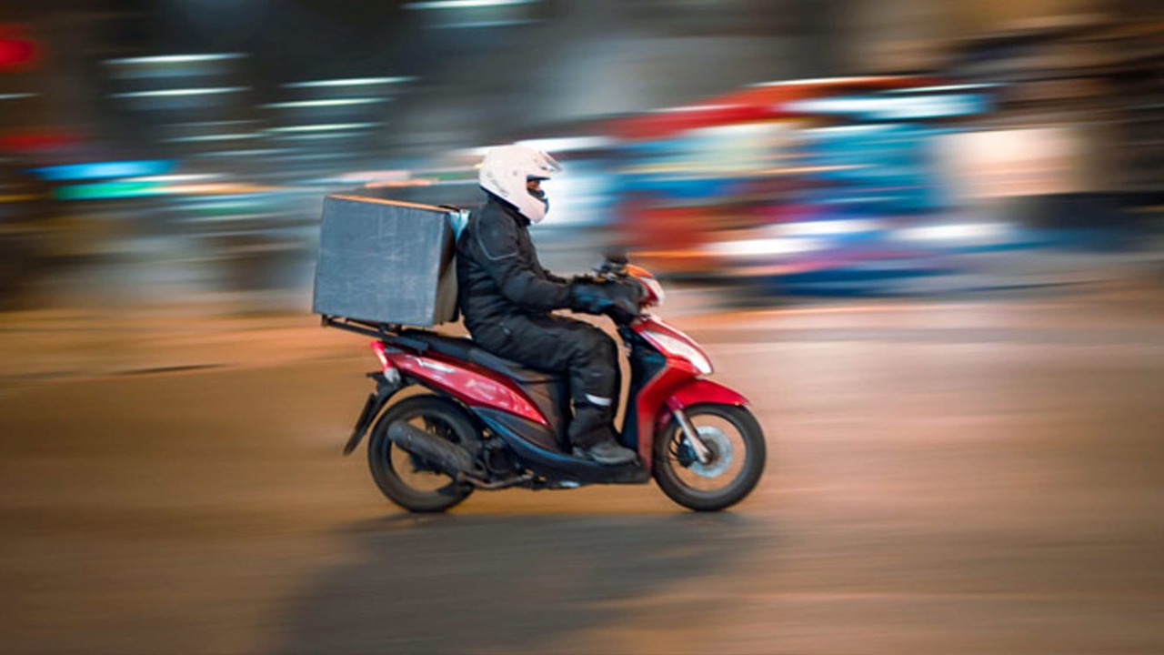 Bakanlık kancayı motokuryelere taktı