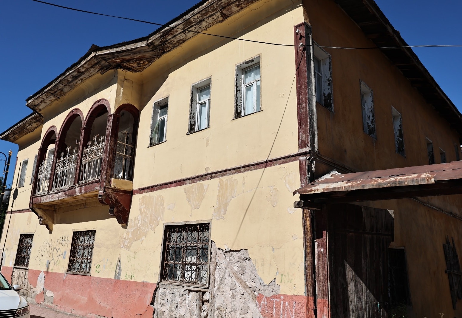 Sivas'ta 156 Yıllık Tarihi Konak Hibe Edildi