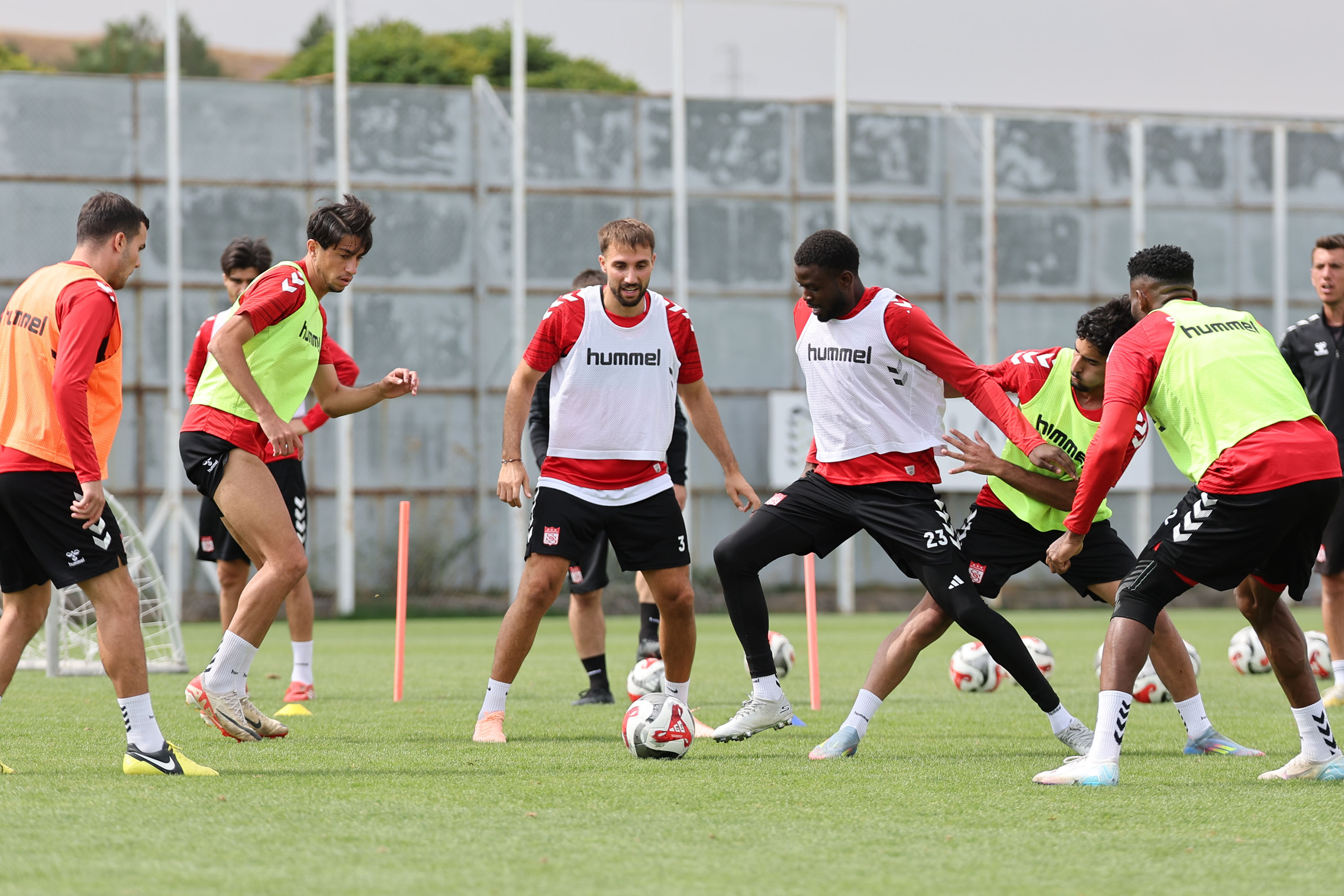 Yiğidolarda hazırlıklar Vanspor’a