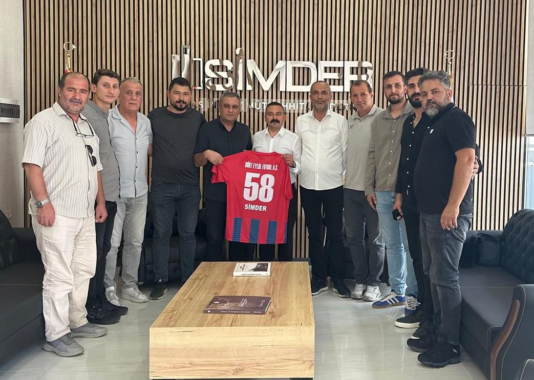 Başkan Aslan’a Dört Eylül Forması