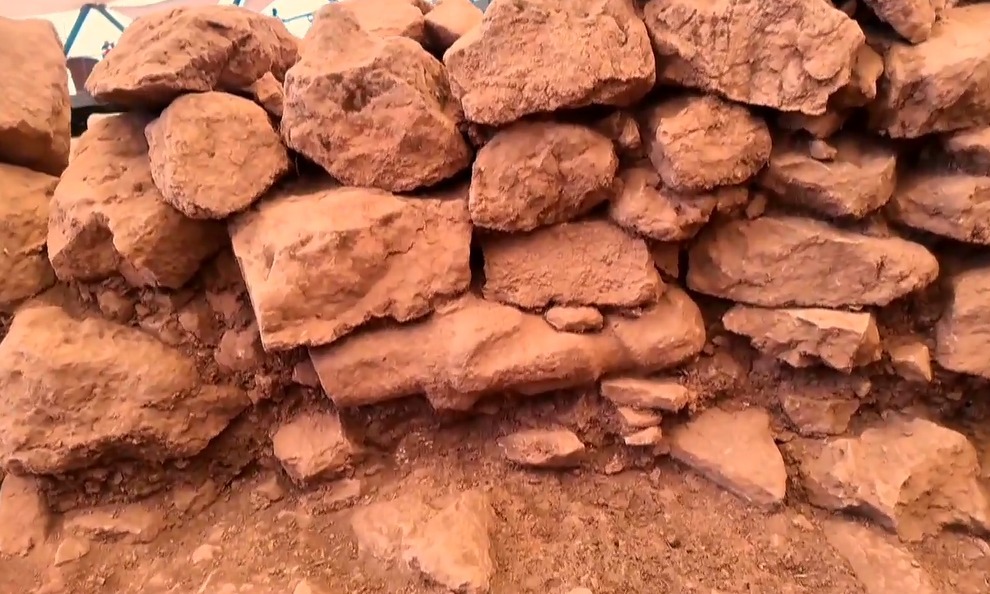 Göbeklitepe'de insan heykeli bulundu!