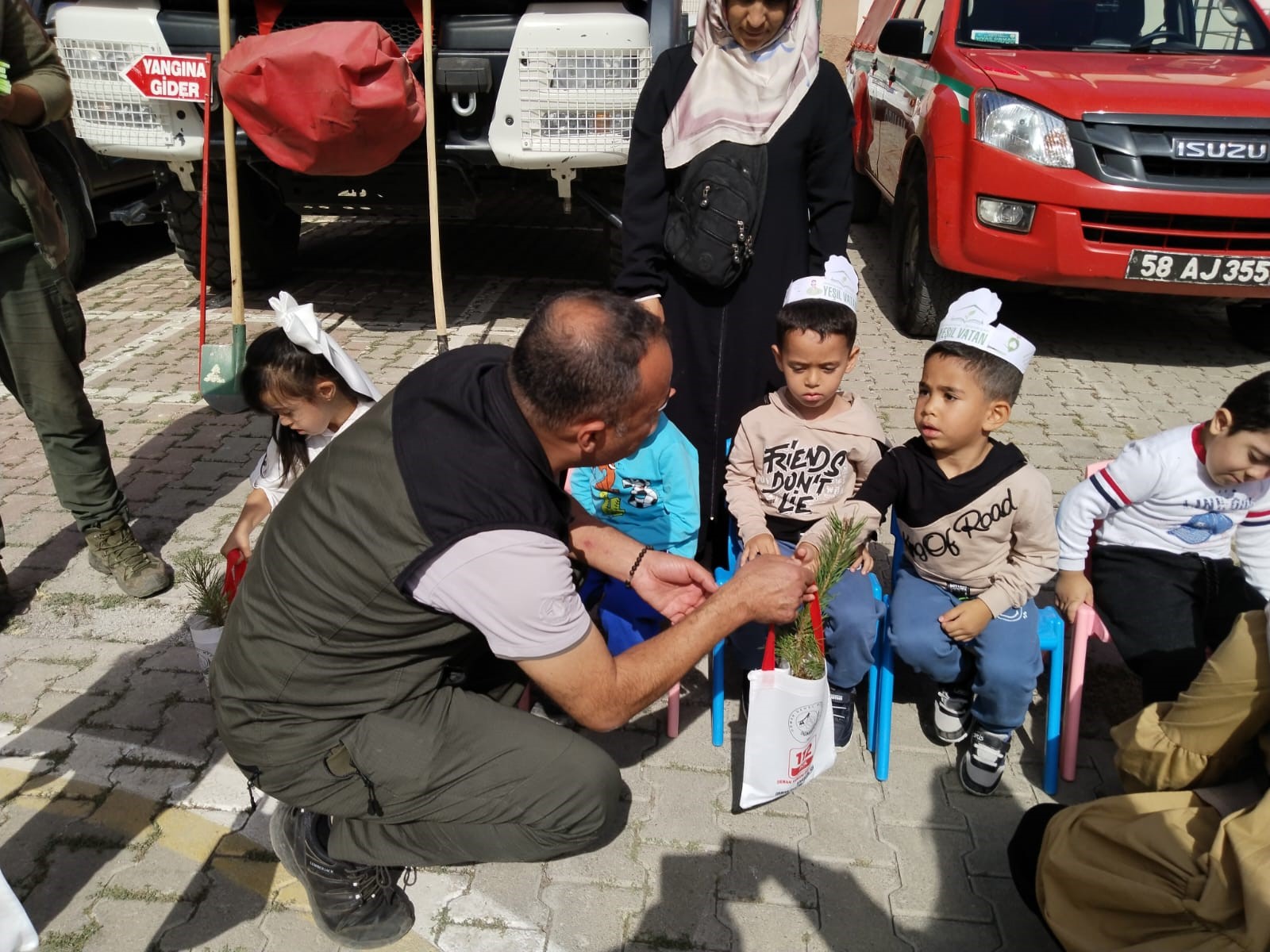 Sivas'ta minikler orman yangınlarına karşı bilinçlendirildi